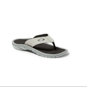 oakley factory lite flip flops